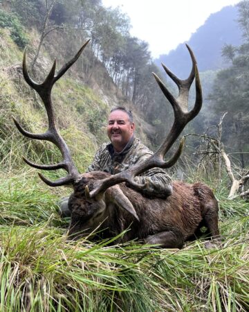 RED DEER HUNTS